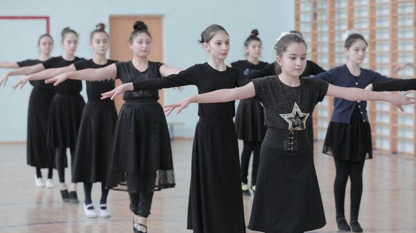 Мы осетины! Да здравствует Осетия! Как ребята из ансамбля Зилахар оттачивают мастерство - видео - Sputnik Южная Осетия