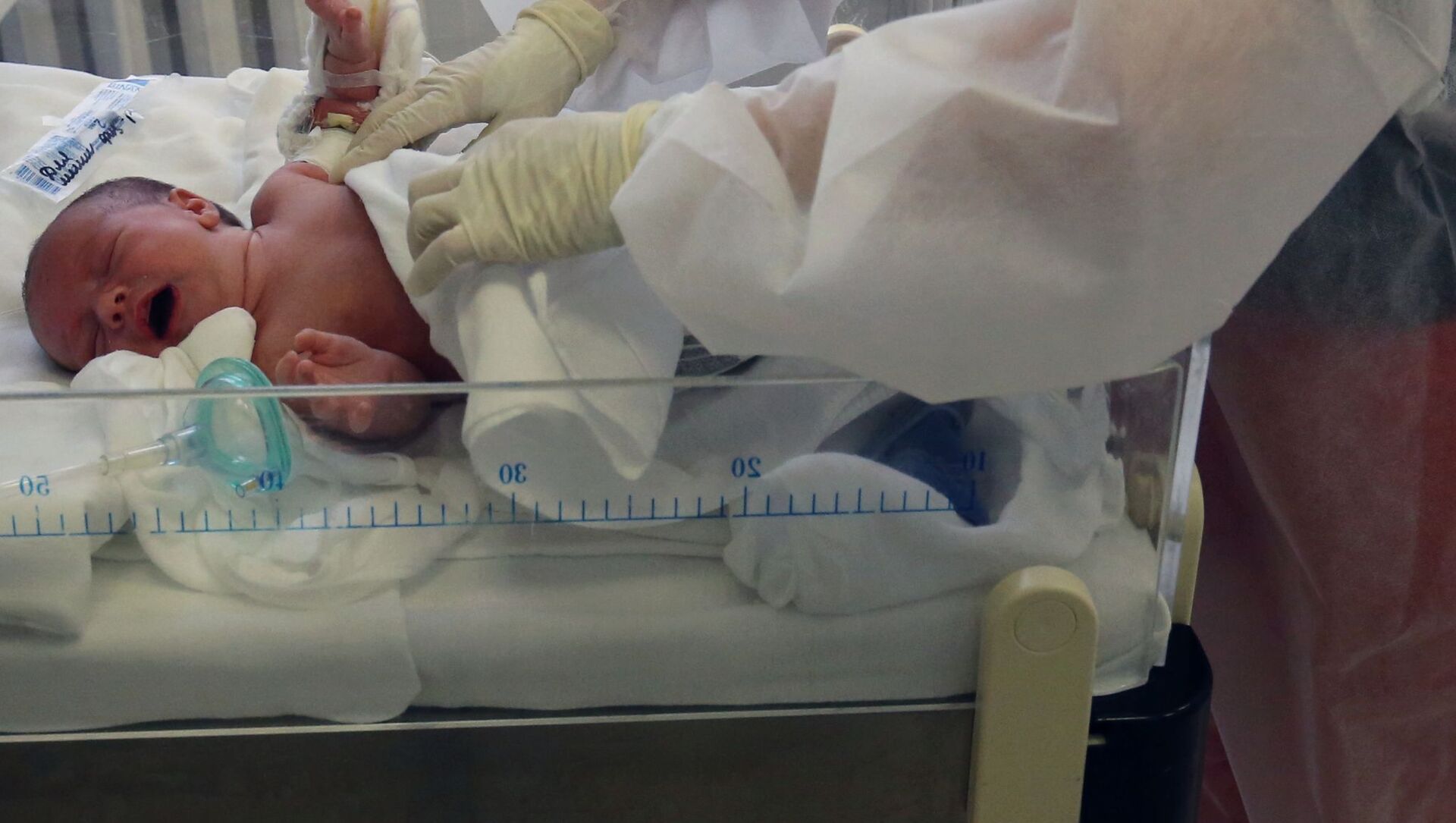 Рождение ребенка в красной зоне городской больницы Волгограда - Sputnik Южная Осетия, 1920, 29.08.2021