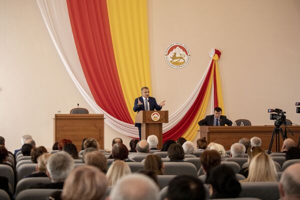 Зал заседания парламента Южной Осетии - Sputnik Южная Осетия