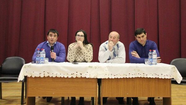 Встреча депутатов парламента Южной Осетии с жителями поселка Ленингор  - Sputnik Южная Осетия