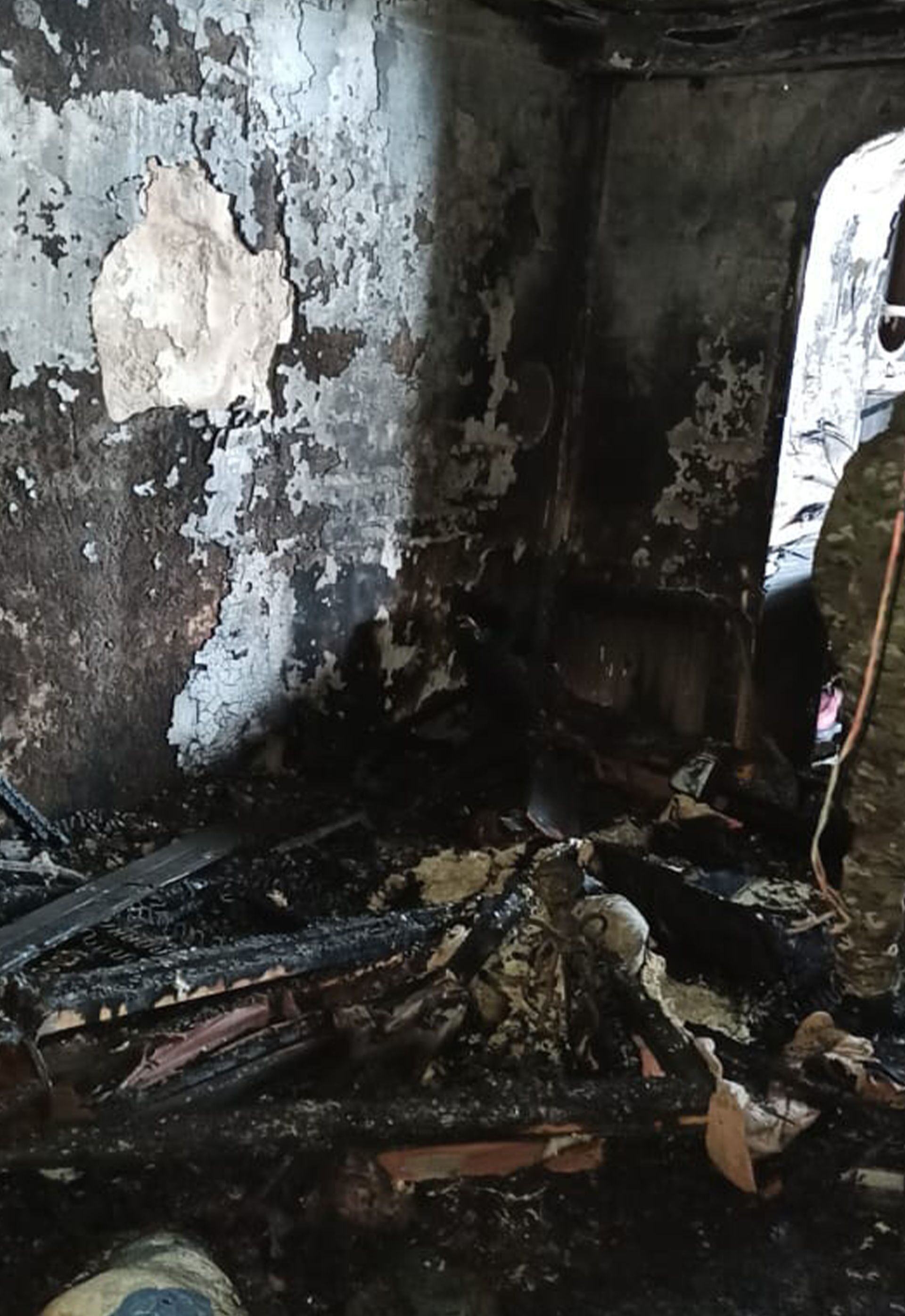 В Цхинвале сгорела квартира в одной из городских многоэтажек - Sputnik Южная Осетия, 1920, 17.02.2021
