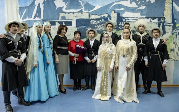 День памяти Нафи Джуссойты в школе №6 - Sputnik Южная Осетия