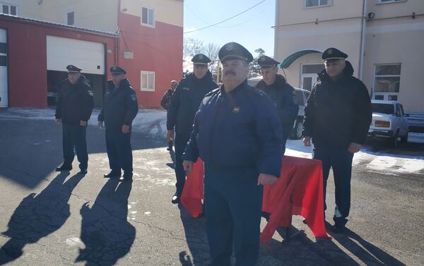 В МЧС Южной Осетии наградили  спасателей за работу на пожарах  - Sputnik Южная Осетия