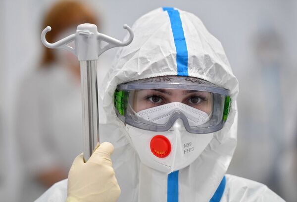 Медсестра в инфекционной клинической больнице №2 Департамента здравоохранения города Москвы - Sputnik Южная Осетия