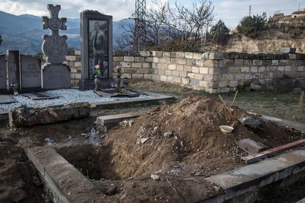 Кладбище в городе Лачин, Нагорный Карабах - Sputnik Южная Осетия