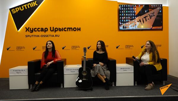 Певицы из Южной Осетии рассказали о творчестве - Sputnik Южная Осетия
