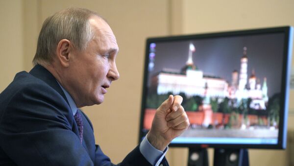 Президент РФ В. Путин провел совещание по вопросам наращивания производства вакцин и вакцинации населения РФ - Sputnik Южная Осетия