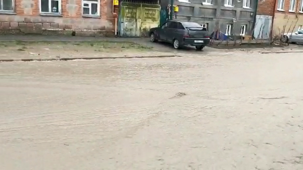 Последствия дождя в микрорайоне Шанхай в Цхинвале - Sputnik Южная Осетия