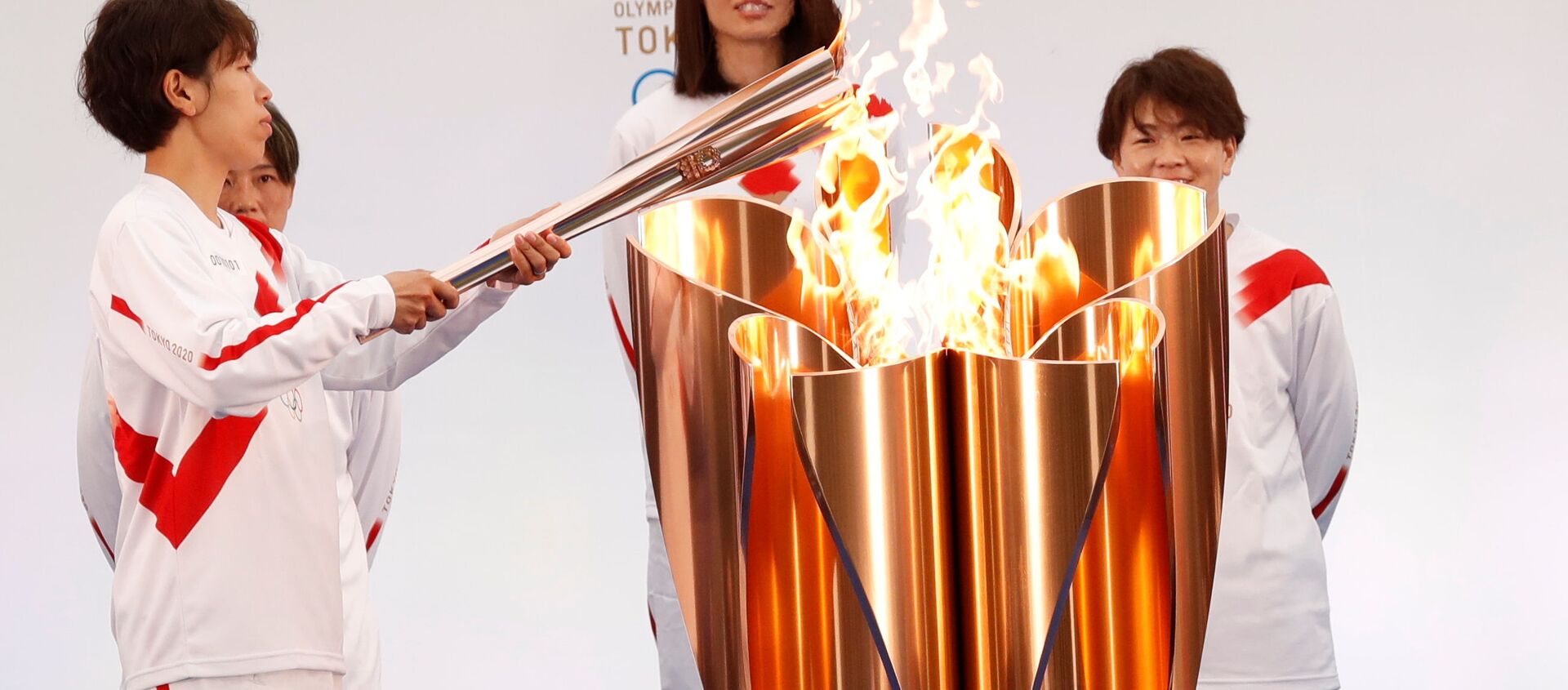 Эстафета олимпийского огня в Токио-2020 - Sputnik Южная Осетия, 1920, 25.03.2021