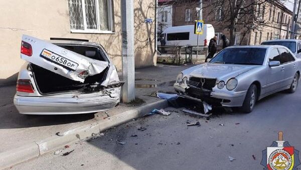 На улице Героев произошло ДТП с участием 3 автомашин - Sputnik Южная Осетия