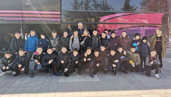 Детские футбольные команды Южной Осетии выехали в Сочи для участия в турнире Hopes Cup 2021 - Sputnik Южная Осетия