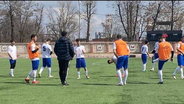 Футбольная команда Цхинвал выиграла матч у Щита Осетии - Sputnik Южная Осетия