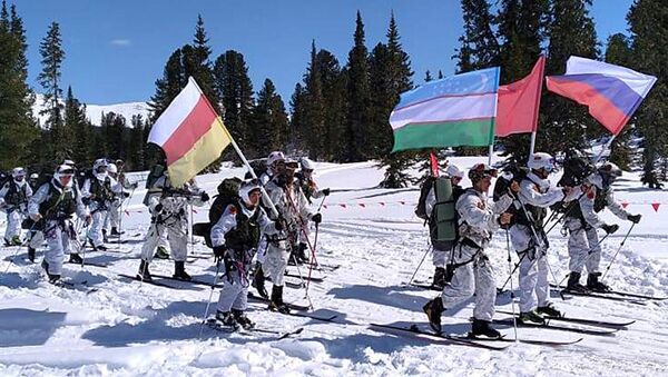 Военнослужащие МО РЮО приняли участие в конкурсе Саянский марш АрМИ- 2021 - Sputnik Южная Осетия