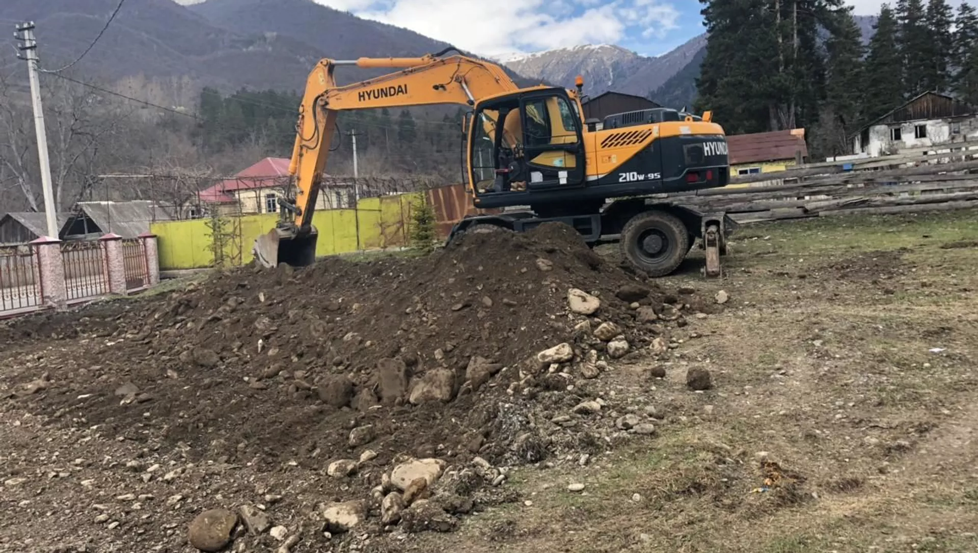 В Дзауском районе Южной Осетии построят детскую площадку