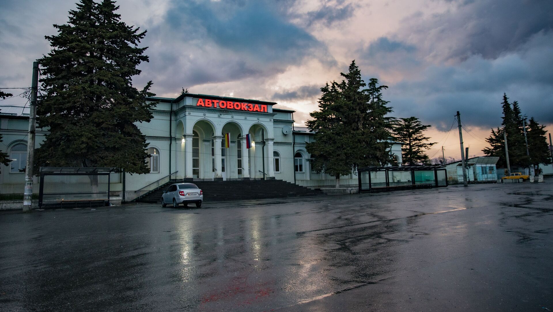 Цхинвальский автовокзал - Sputnik Южная Осетия, 1920, 21.07.2021