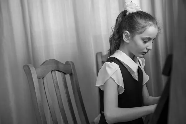 Отчетный концерт в цхинвальской музыкальной школе Отчетный концерт в цхинвальской музыкальной школе - Sputnik Южная Осетия