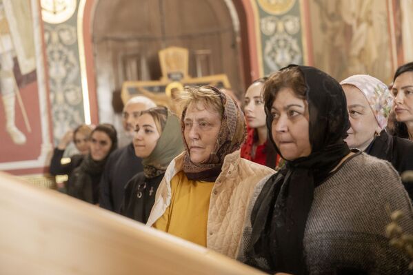 Вербное воскресенье в храме Пресвятой Троицы - Sputnik Южная Осетия