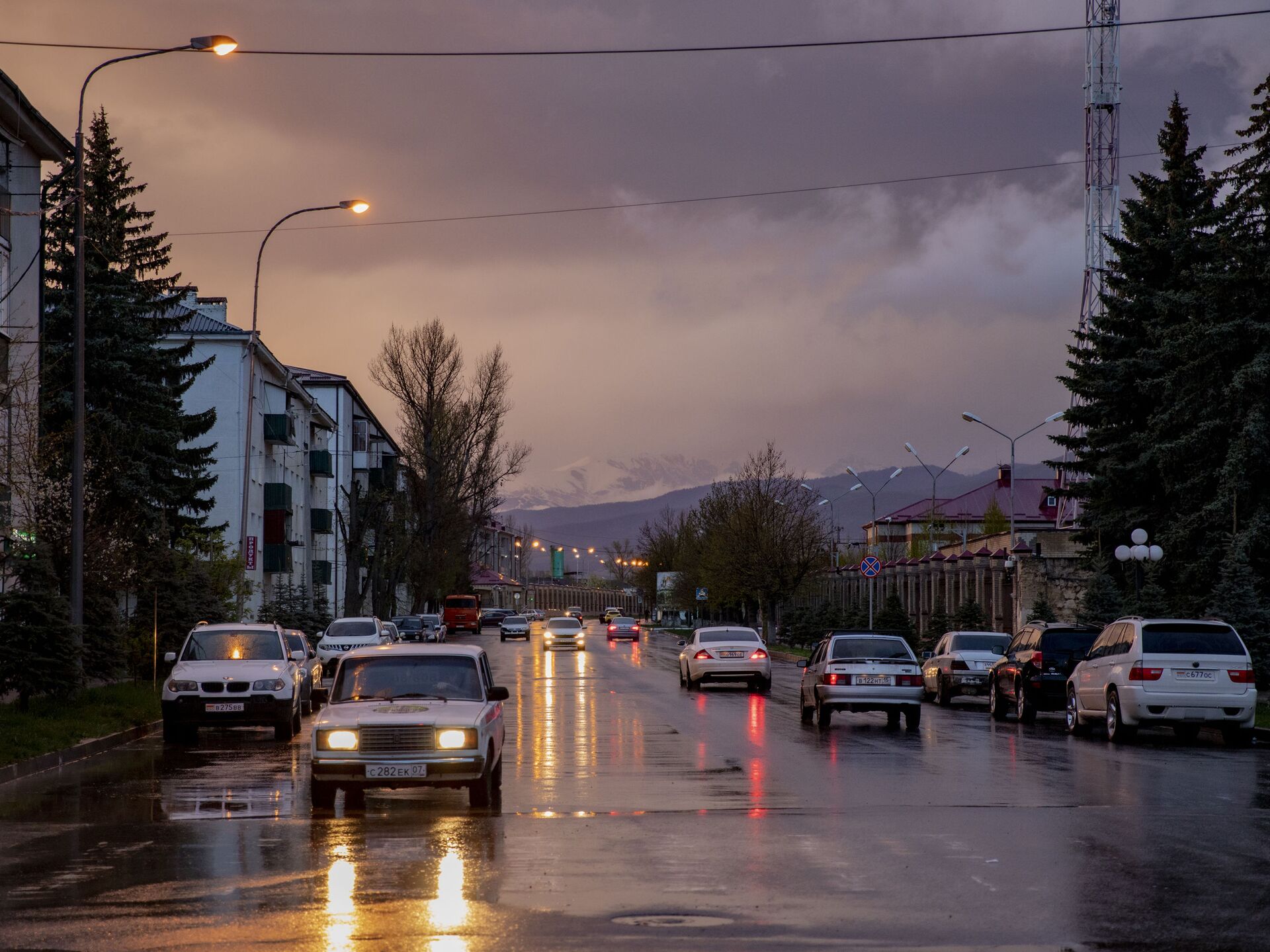 Погода цхинвал на 10 дней самый точный. Цхинвал Южная Осетия. Цхинвал 2022. Цхинвал проспект. Цхинвал 2022 город.