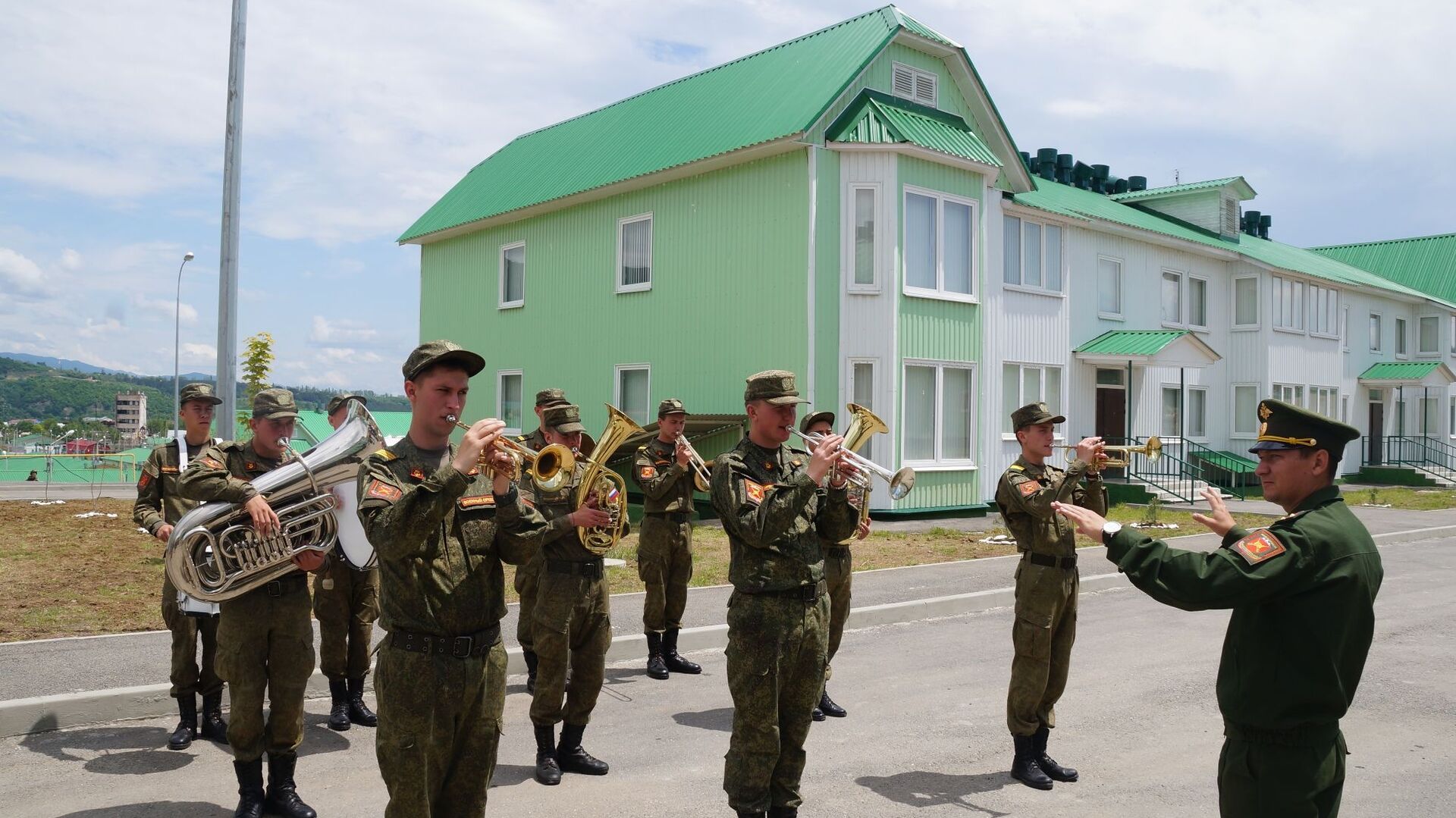 Военнослужащие ЮВО в Южной Осетии готовятся к параду в честь Дня Победы - Sputnik Южная Осетия, 1920, 29.01.2022