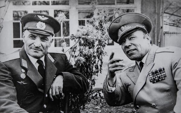 Герсан Котаев (слева) и Виктор Княжев - Sputnik Южная Осетия