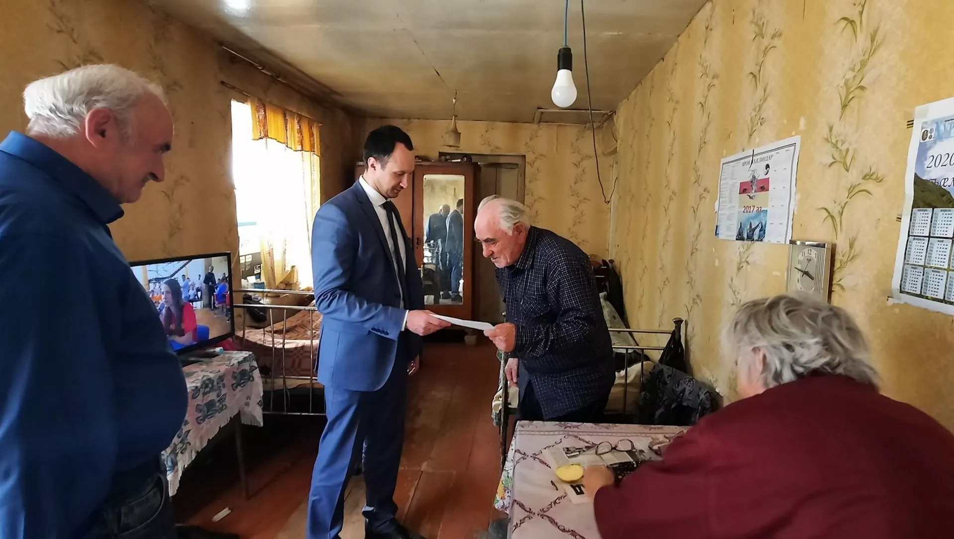 Ветеранам Великой Отечественной из Цхинвальского района передали поздравления Путина - Sputnik Южная Осетия, 1920, 05.05.2021