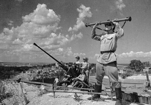 Зенитчики охраняют небо над освобожденным Севастополем, 1944 год - Sputnik Южная Осетия