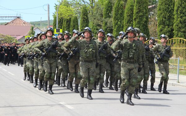 Именной парад для ветеранов в честь 76-й годовщины Победы в Великой Отечественной войне - Sputnik Южная Осетия