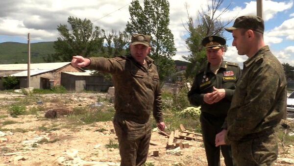 Глава Минобороны Южной Осетии проверил ход строительства новых объектов военного городка - Sputnik Южная Осетия