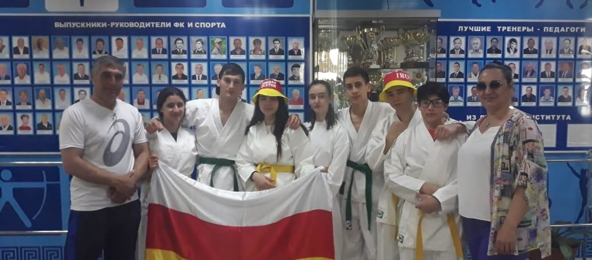 Каратисты из Южной Осетии завоевали семь медалей в Майкопе - Sputnik Южная Осетия, 1920, 17.05.2021