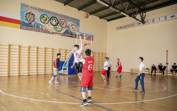 Универсиада по баскетболу в ЮОГУ - Sputnik Южная Осетия