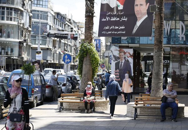 Билборды с изображением Башара Асада на улице Дамаска - Sputnik Южная Осетия