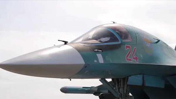 Стрельбы Су-34 на учении под Курганом - Sputnik Южная Осетия