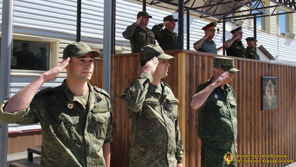 Для военнослужащих Южной Осетии стартовал летний период обучения - Sputnik Южная Осетия