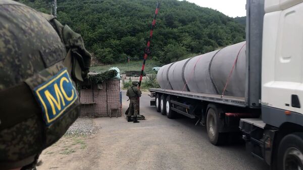 Российские миротворцы провели плановую тренировку по безопасности на наблюдательных постах в Нагорном Карабахе - Sputnik Южная Осетия