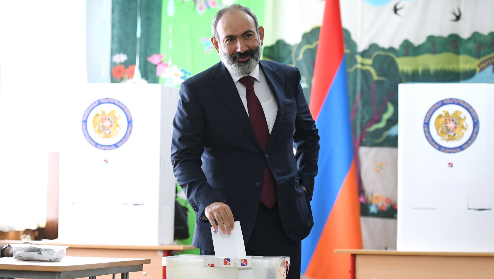 Досрочные парламентские выборы в Армении - Sputnik Южная Осетия, 1920, 21.06.2021
