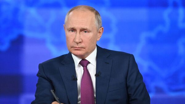 Прямая линия с президентом РФ Владимиром Путиным - Sputnik Хуссар Ирыстон