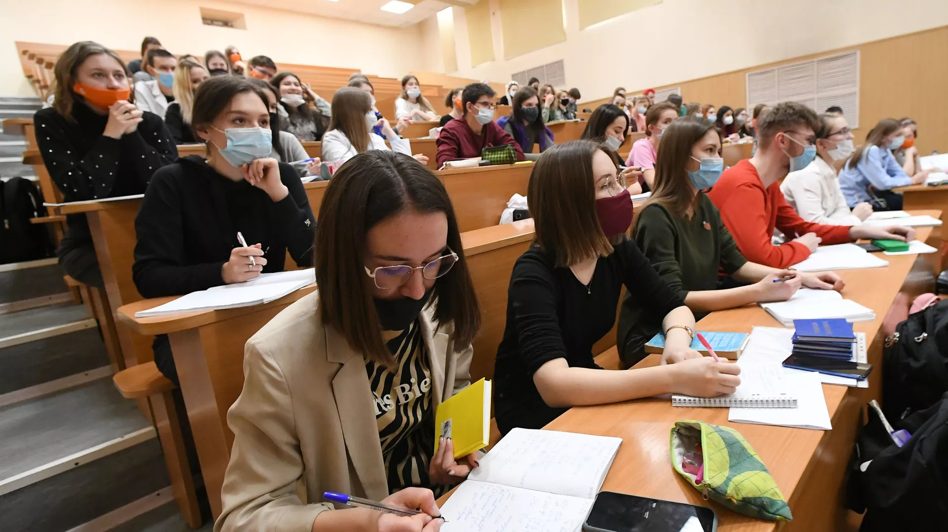 Возобновление очного обучения в вузах