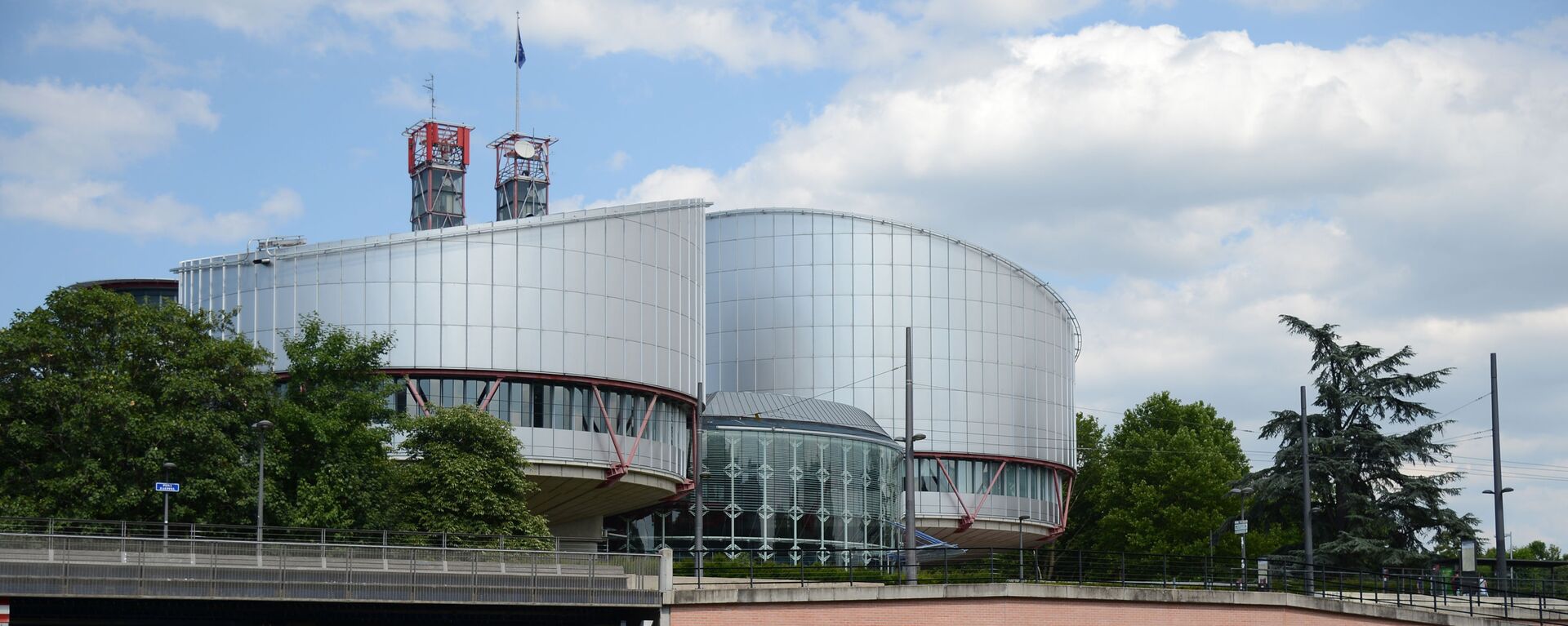 Здание Европейского суда по правам человека. - Sputnik Южная Осетия, 1920, 20.07.2021