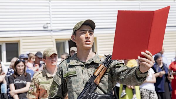 Приведение к присяге курсантов российских военных вузов из Южной Осетии  - Sputnik Южная Осетия