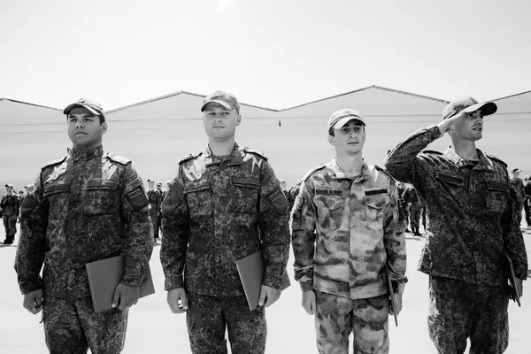Приведение к присяге югоосетинских курсантов военных вузов РФ Приведение к присяге югоосетинских курсантов военных вузов РФ - Sputnik Южная Осетия