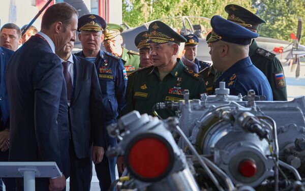 Министр обороны РФ генерал армии Сергей Шойгу на форуме Армия-2021 Министр обороны РФ генерал армии Сергей Шойгу на форуме Армия-2021 - Sputnik Южная Осетия