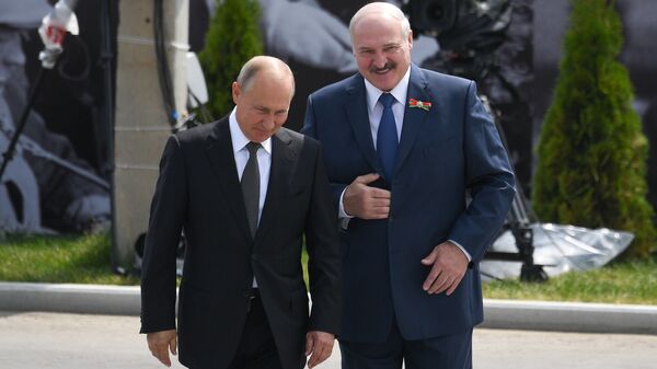 Президент России Владимир Путин и президент Беларуси Александр Лукашенко. Архивное фото   - Sputnik Южная Осетия