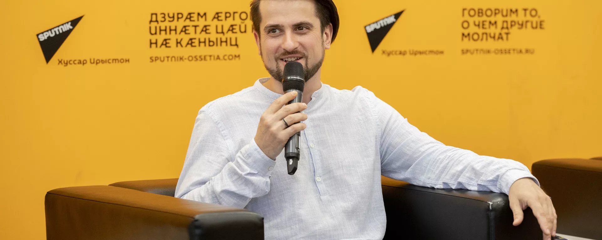 Пианист-виртуоз из России рассказал, зачем приехал в Южную Осетию - видео - Sputnik Южная Осетия, 1920, 14.09.2021