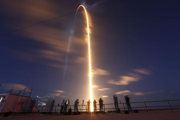 Запуск ракеты SpaceX Falcon 9 с мыса Канаверал, Флорида - Sputnik Южная Осетия