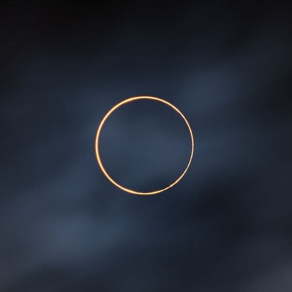 Снимок The Golden Ring китайского фотографа Shuchang Dong, занявший первое место в категории Our Sun и ставший победителем конкурса Royal Observatory’s Astronomy Photographer of the Year 13 - Sputnik Южная Осетия