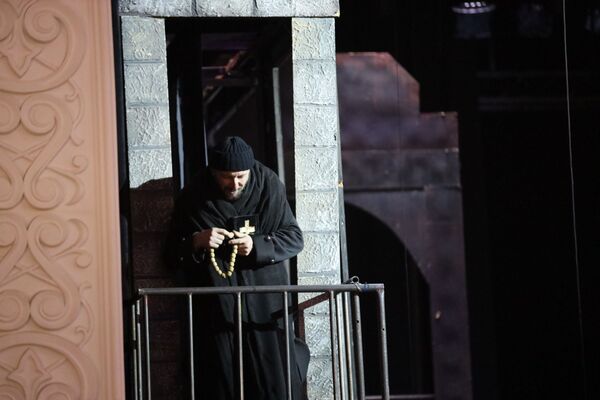 Спектакль Ричард III на сцене госдрамтеатра в Цхинвале - Sputnik Южная Осетия