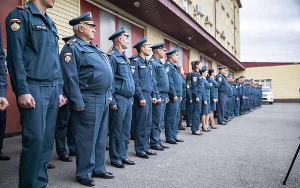 Торжественное построение личного состава МЧС РЮО Торжественное построение личного состава МЧС РЮО - Sputnik Южная Осетия