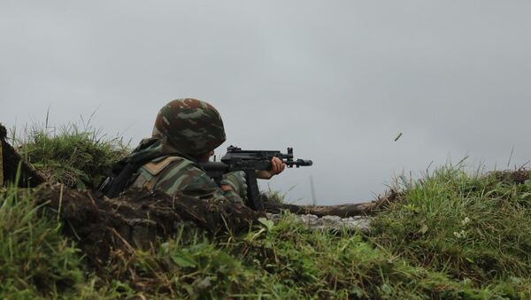 Российские и алжирские военнослужащие освободили населенный пункт от условных террористов на совместном учении в Северной Осетии - Sputnik Южная Осетия