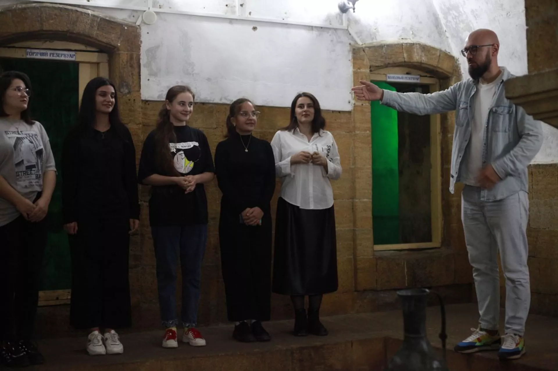 Читка пьесы Ильи Анисимова В горах Дагестана Читка пьесы Ильи Анисимова В горах Дагестана - Sputnik Южная Осетия, 1920, 26.10.2021
