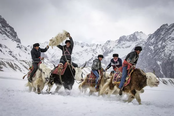 Снимок Buzkashi китайского фотографа Youlin Wu, ставший победителем в категории Event, Competitive Event конкурса International Photography Awards 2021 - Sputnik Южная Осетия